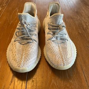 Yeezy 350 V2 Static